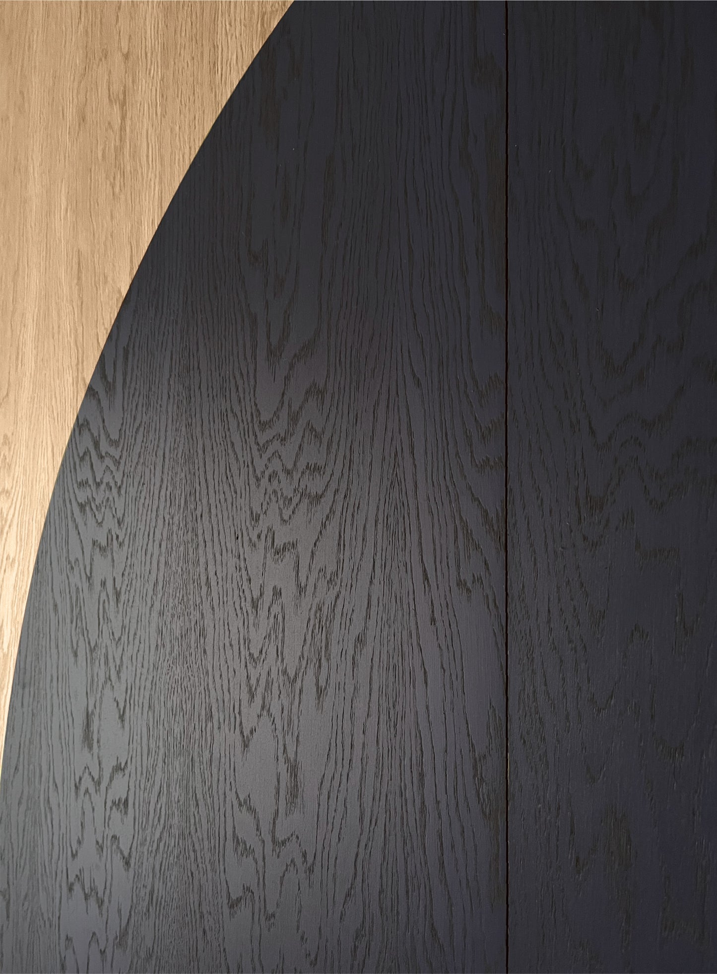 Dot 1 - Large // Black // Natural Oak // H1800 / W1800